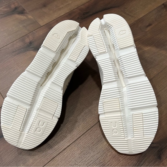 NWT White On Cloud Running, EUR 43🤍 Men 9.5/10, Women 10.5/11 - Picture 5 of 9